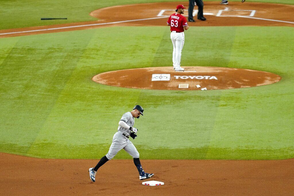 Yankees Rangers Baseball